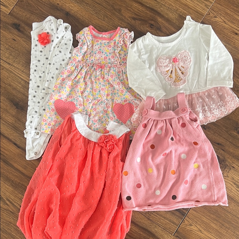 Baby Girl Mixed Dress Bundle - Pink, Coral, White

CUTE EASTER BUNDLE